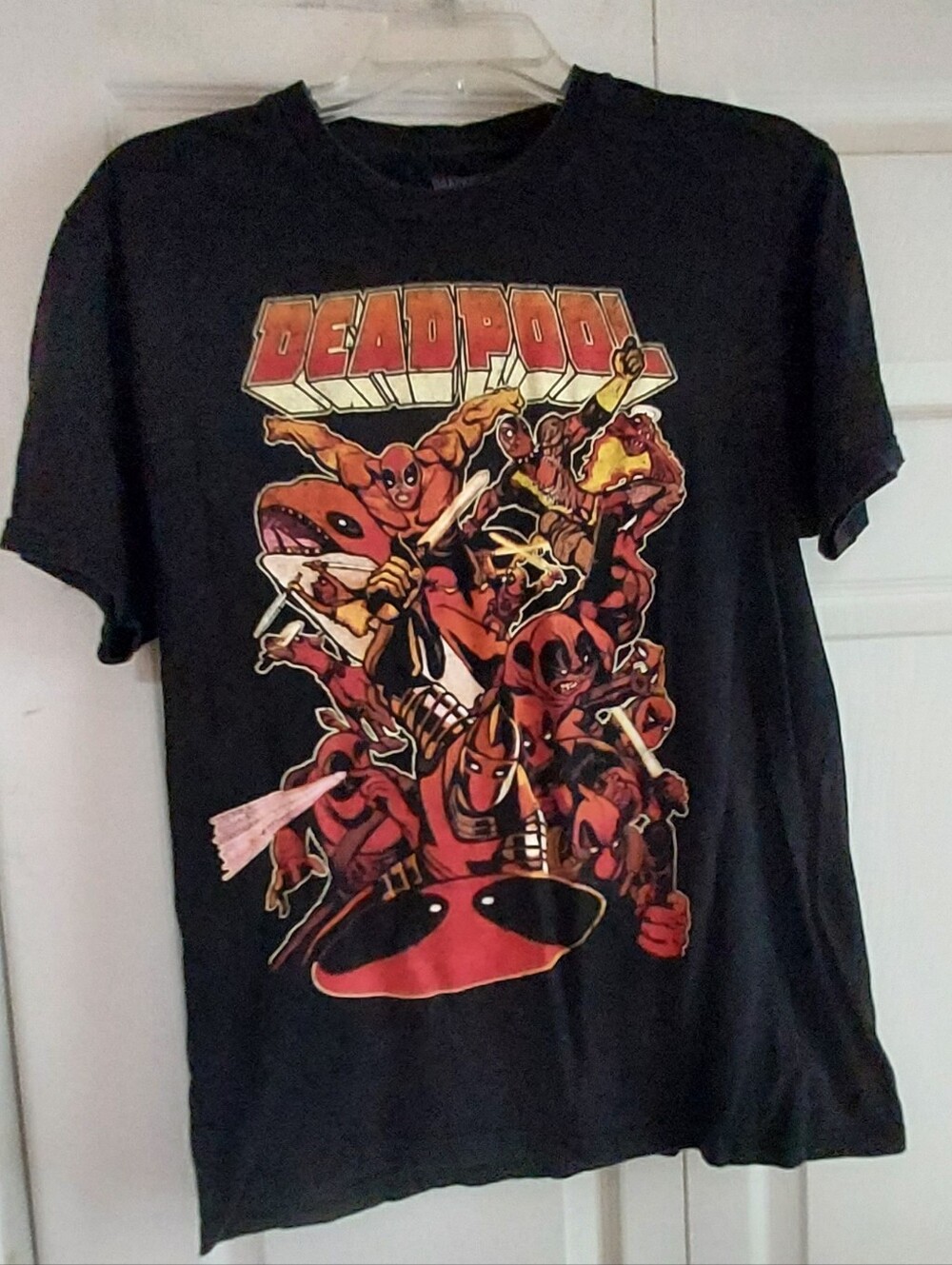 Marvel Deadpool Mens Graphic Short Sleeve Black T Shirt Size Medium Tee